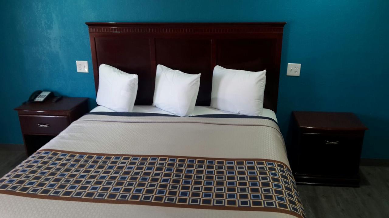 Paris Inn&Suites Bagian luar foto